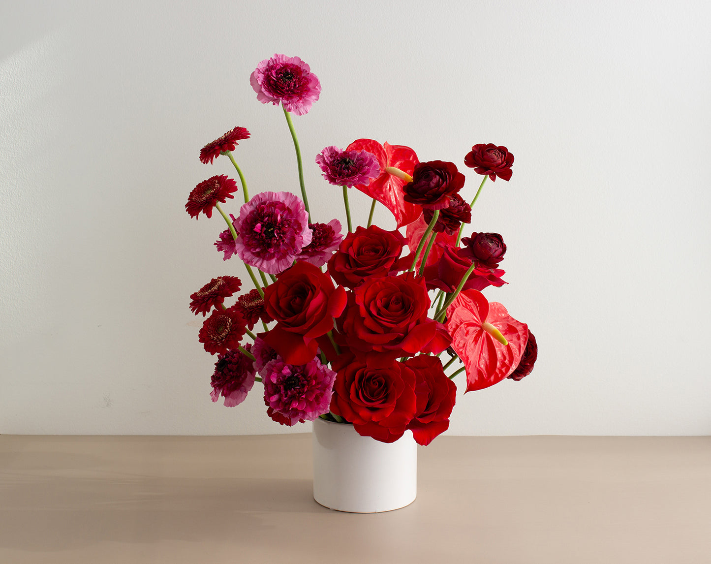 Amour Blossoms | Medium Arrangemet